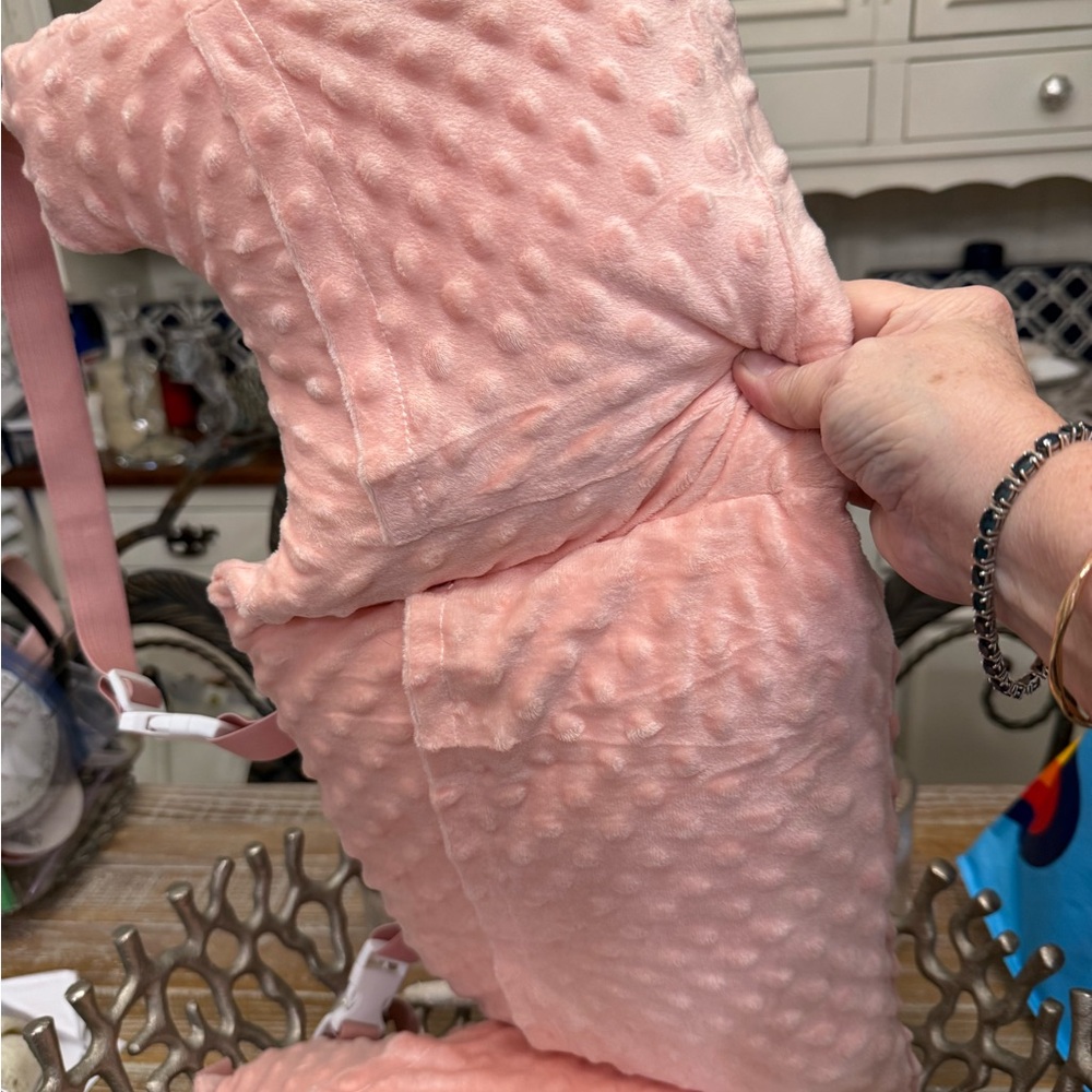 Plush Moyosma - Pale Pink Post Mastectomy Pillow. Baby girl pink. New. - Picture 2 of 4